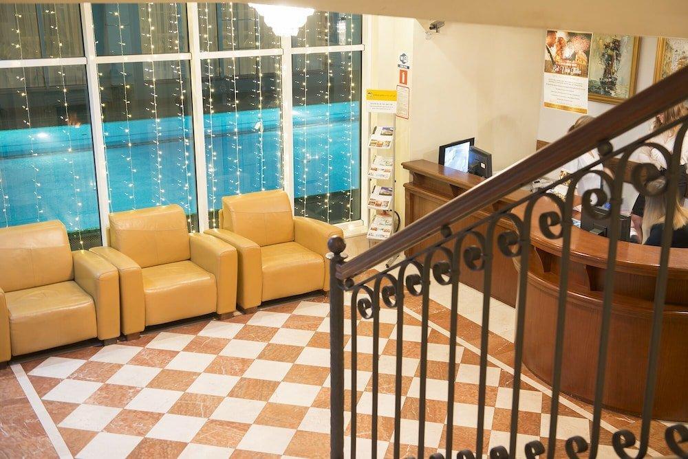 Klub Sosnowy Hotel Varşovia Exterior foto
